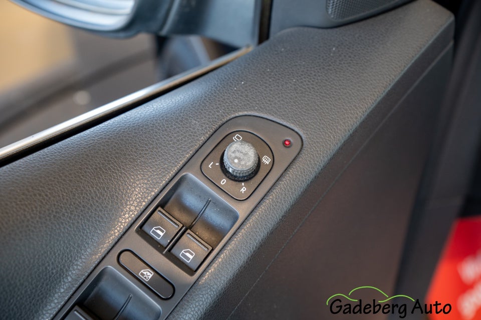 VW Tiguan 2,0 TDi 140 Sport & Style Tiptr. 4Motion 5d