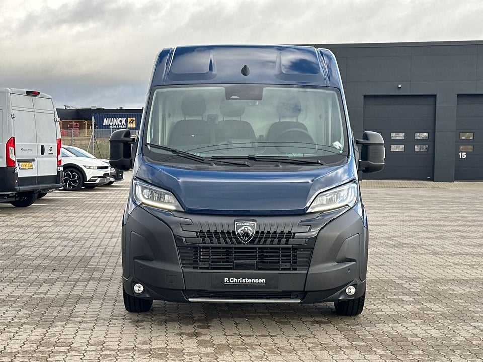 Peugeot Boxer 335 2,2 BlueHDi 180 L2H2 Premium EAT8
