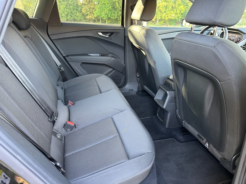 Audi Q4 e-tron 40 Advanced 5d