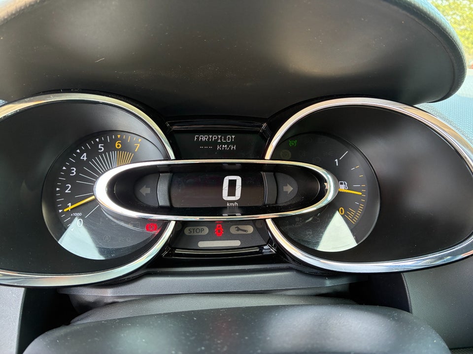 Renault Clio IV 0,9 TCe 90 Expression Sport Tourer 5d
