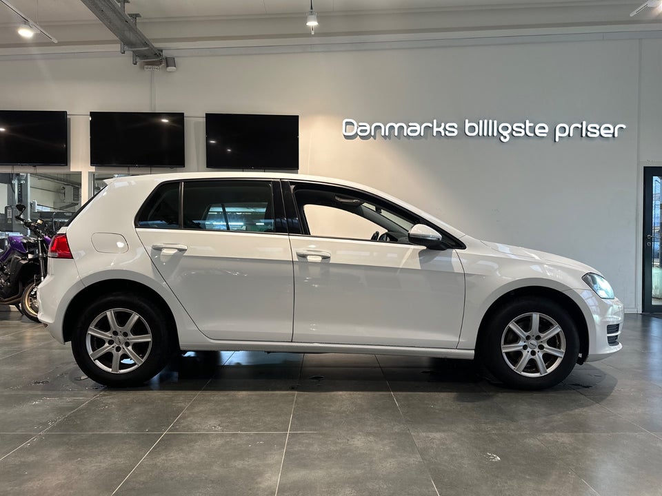 VW Golf VII 1,2 TSi 105 Trendline BMT 5d