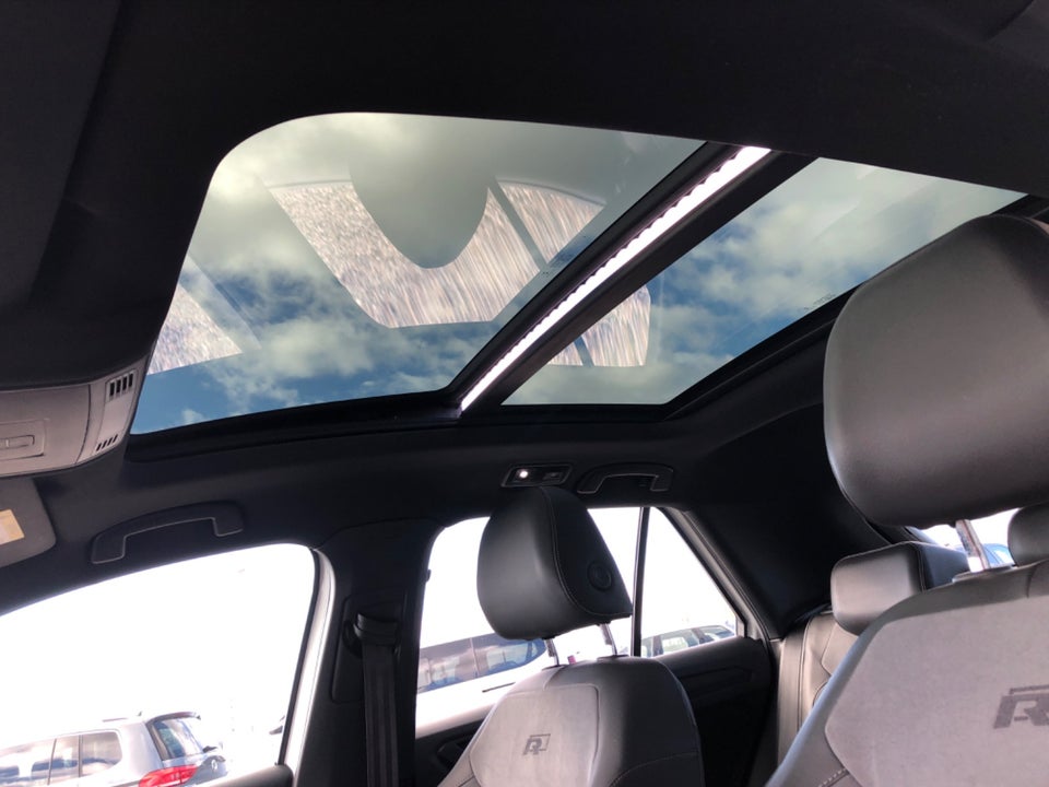 VW T-Roc 1,5 TSi 150 R-line DSG 5d