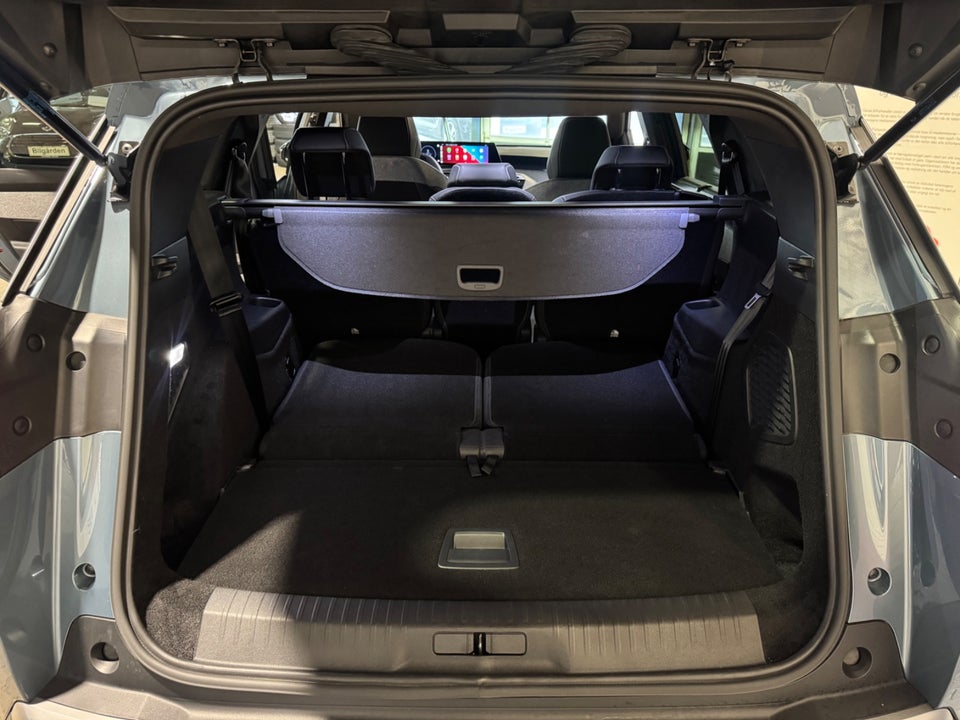 Peugeot e-5008 77 Allure 7prs 5d