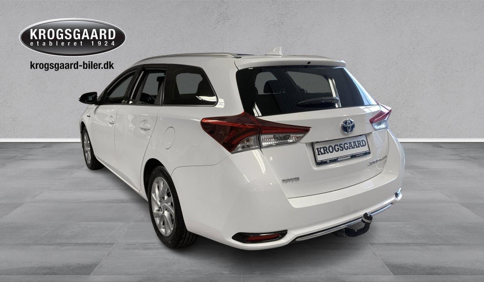 Toyota Auris 1,8 Hybrid H2 Comfort Touring Sports CVT 5d