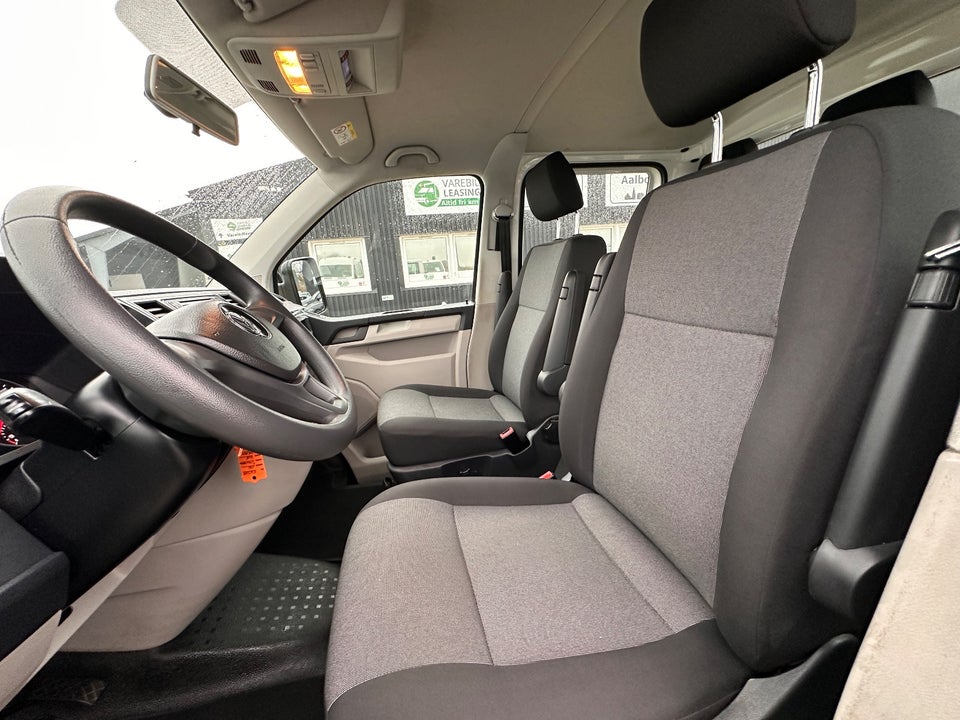 VW Transporter 2,0 TDi 150 Mandskabsvogn m/lad DSG