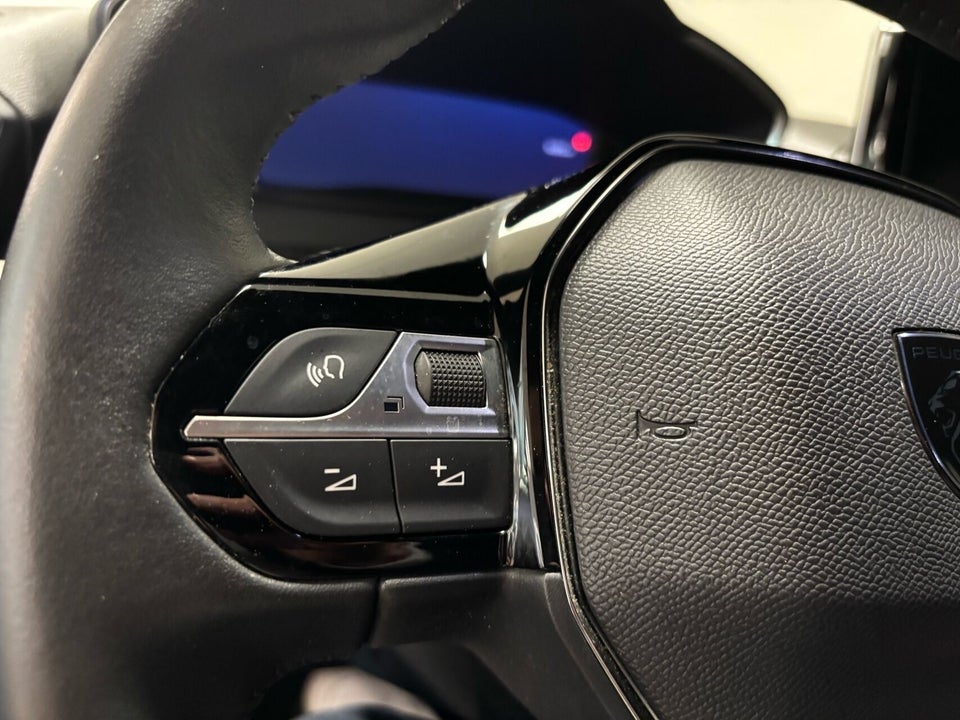 Peugeot e-2008 54 Allure 5d