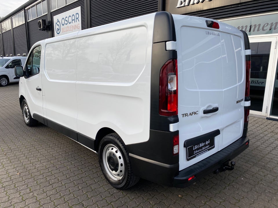 Renault Trafic T29 2,0 dCi 145 L2H1