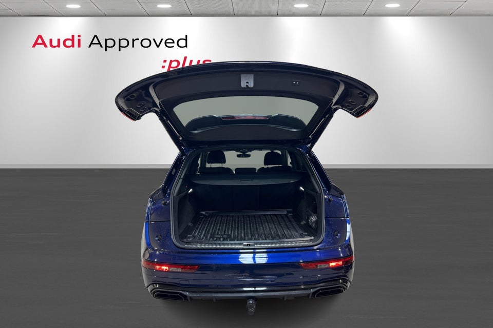 Audi Q5 55 TFSi e S-line quattro S-tr. 5d