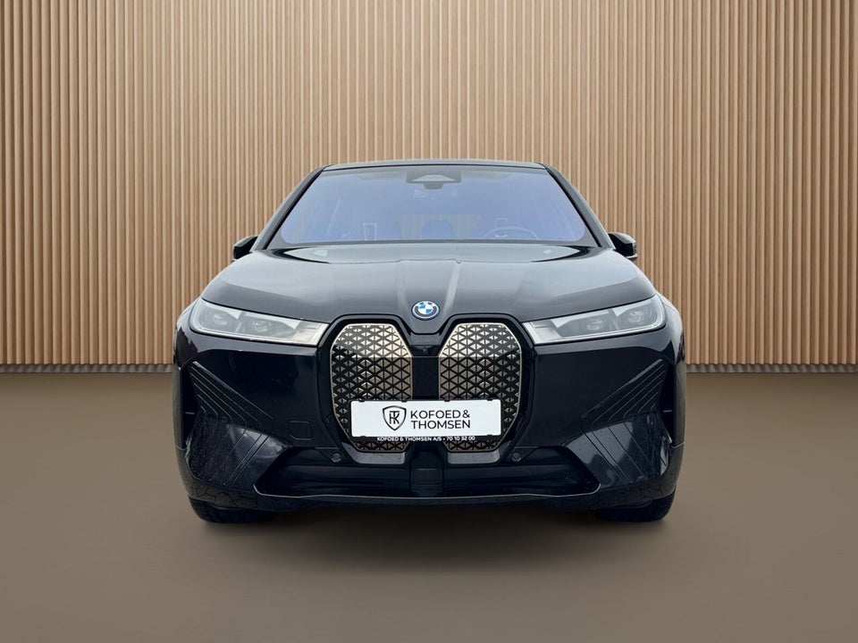BMW iX xDrive40 5d