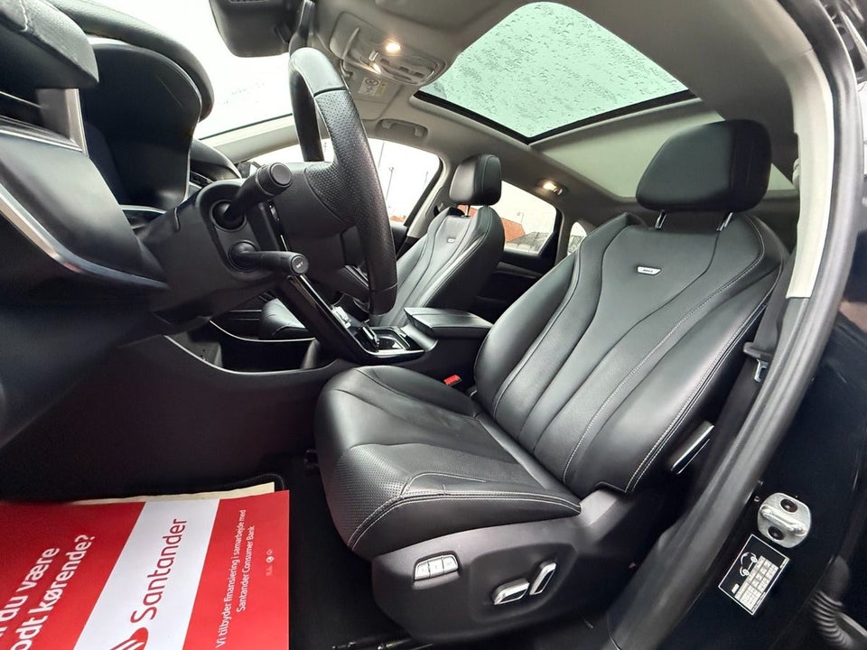 MG Marvel R Luxury 5d