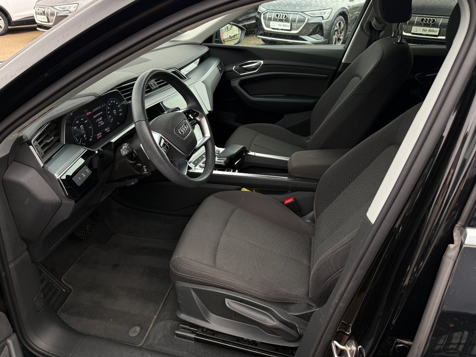 Audi e-tron 50 quattro 5d