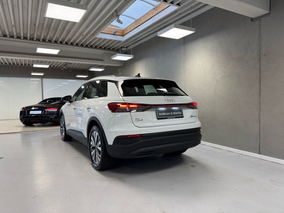 Audi Q4 e-tron 35  5d