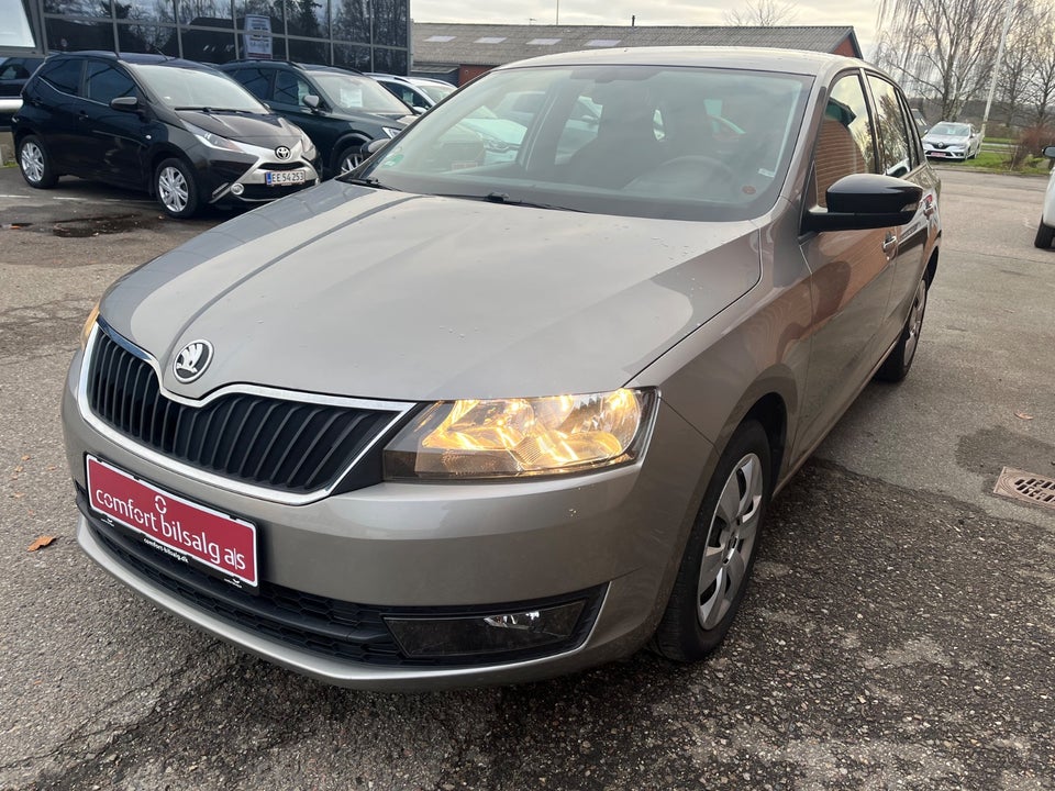 Skoda Rapid 1,2 TSi 90 Style Spaceback 5d