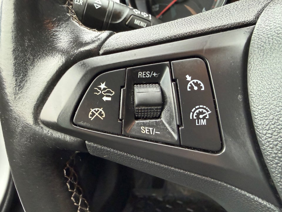 Opel Astra 1,6 CDTi 136 Excite Sports Tourer 5d