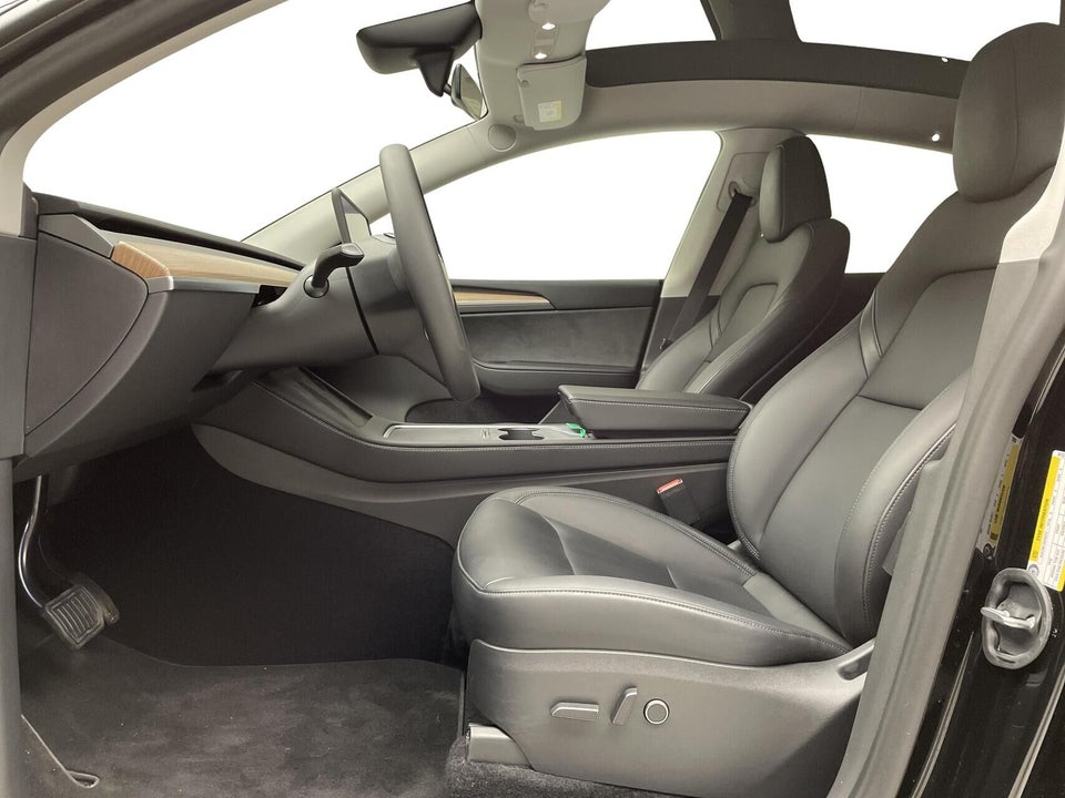 Tesla Model Y Long Range RWD 5d