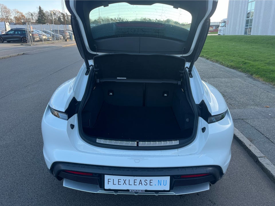 Porsche Taycan 4S Performance+ Cross Turismo 5d