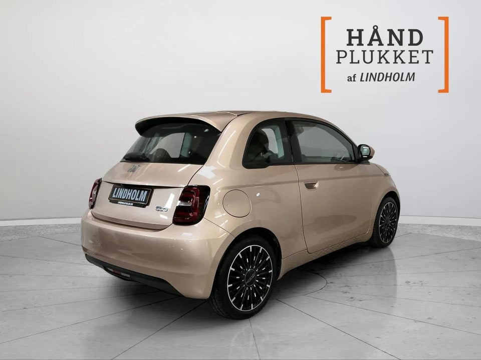 Fiat 500e 42 Icon Plus 3d