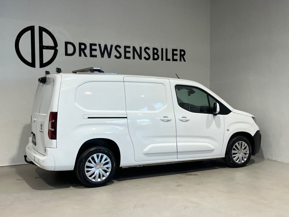 Peugeot Partner 1,5 BlueHDi 130 L2V2 Ultimate EAT8 Van