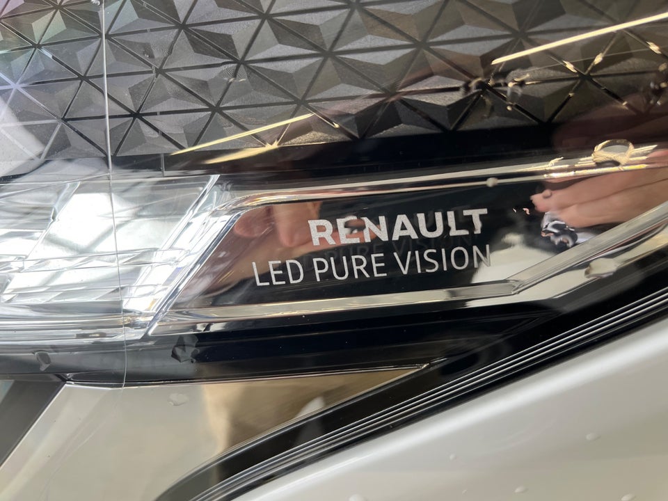 Renault Trafic T29 2,0 dCi 120 L2H1