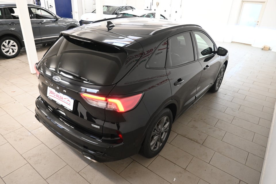 Ford Kuga 2,5 PHEV ST-Line X CVT 5d