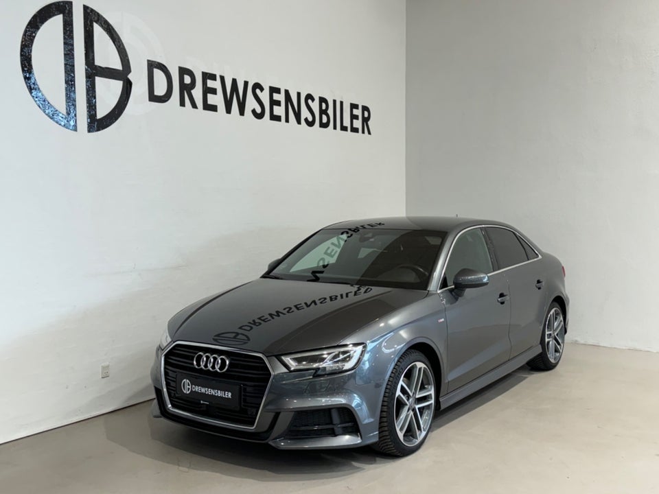 Audi A3 2,0 TDi 150 S-line S-tr. 4d