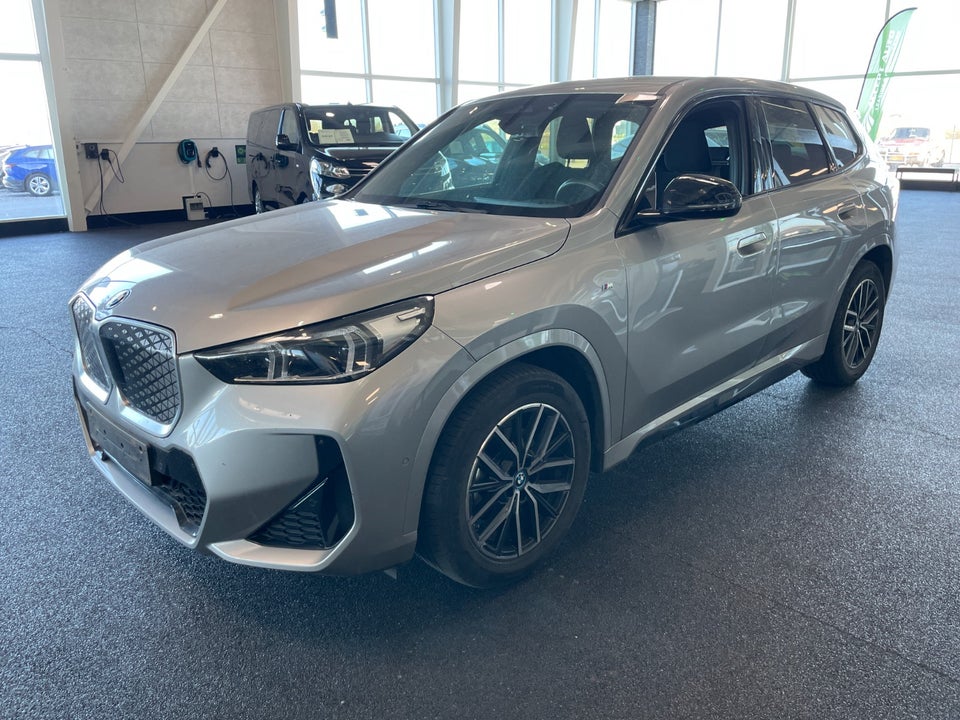 BMW iX1 eDrive20 M-Sport 5d