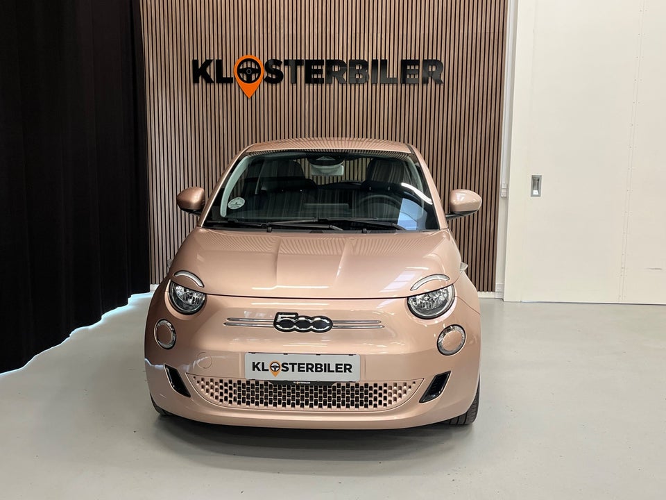 Fiat 500e 42 Icon 3d