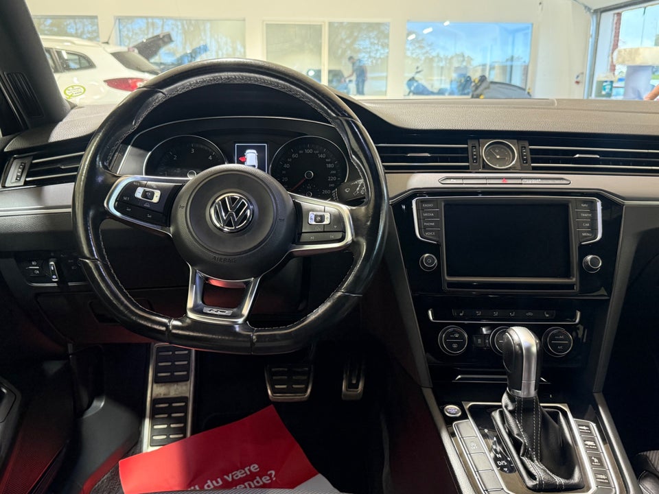 VW Passat 2,0 TDi 150 R-line Variant DSG 5d