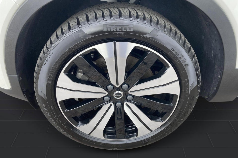 Volvo XC40 ReCharge Twin Core 5d
