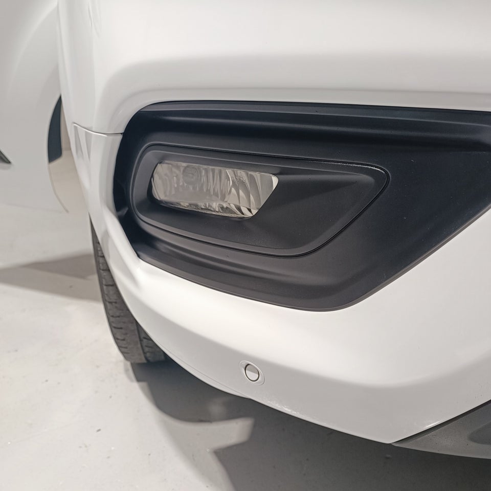 Ford Transit Custom 300L 2,0 TDCi 130 Trend