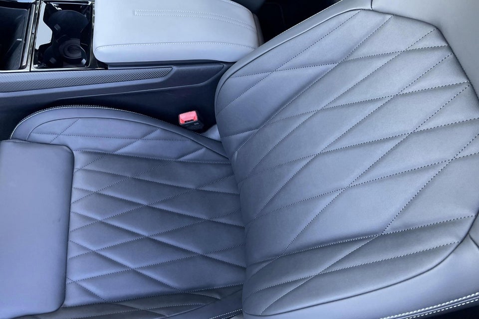 Ford Explorer 77 Premium Extended Range 5d