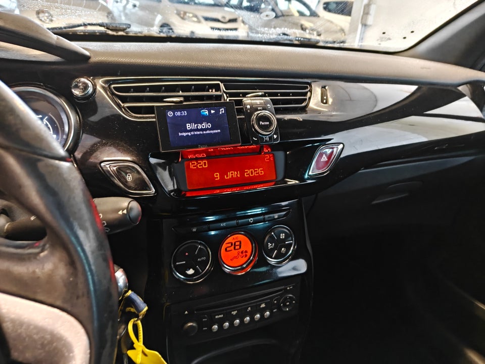 Citroën DS3 1,6 BlueHDi 100 Style 3d