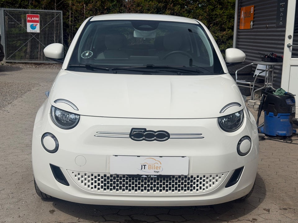 Fiat 500e 42 Icon 3d