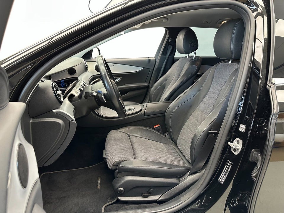 Mercedes E300 de 2,0 Business stc. aut. 5d