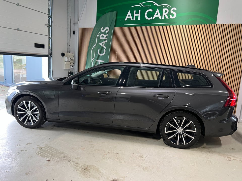 Volvo V60 2,0 T6 ReCharge Plus Dark aut. AWD 5d