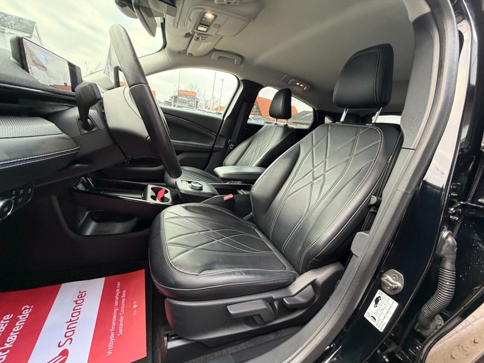 Ford Mustang Mach-E 75 Standard Range 5d