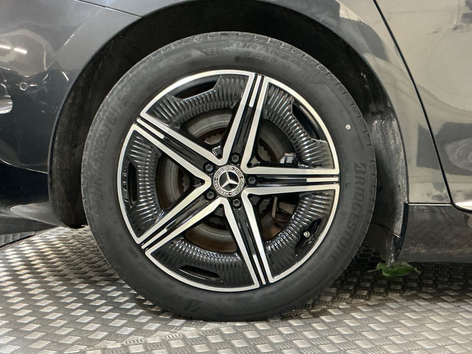 Mercedes EQE350 AMG Line 4d