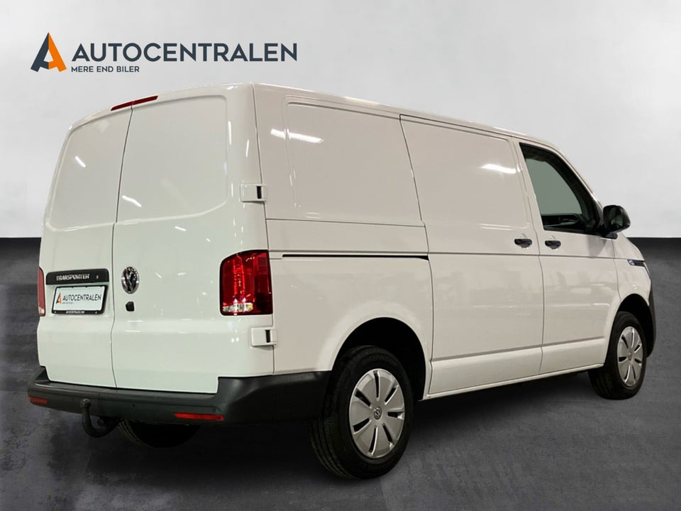 VW Transporter 2,0 TDi 150 Kassevogn DSG kort