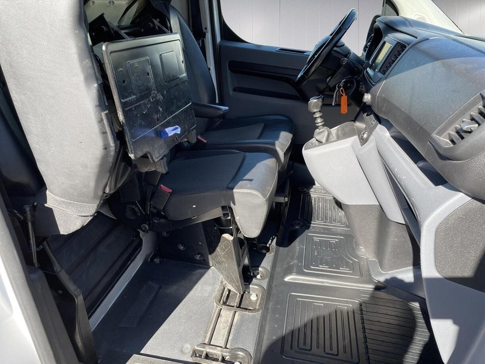 Toyota ProAce 2,0 D 122 Long Comfort Master 5d