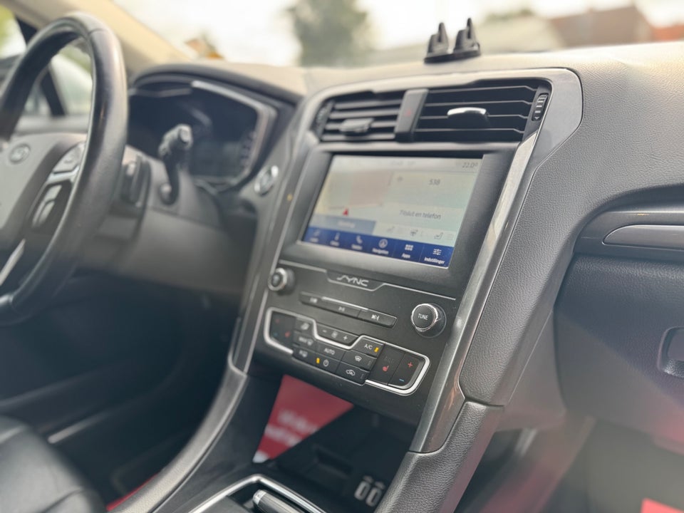 Ford Mondeo 2,0 EcoBlue Titanium stc. aut. 5d