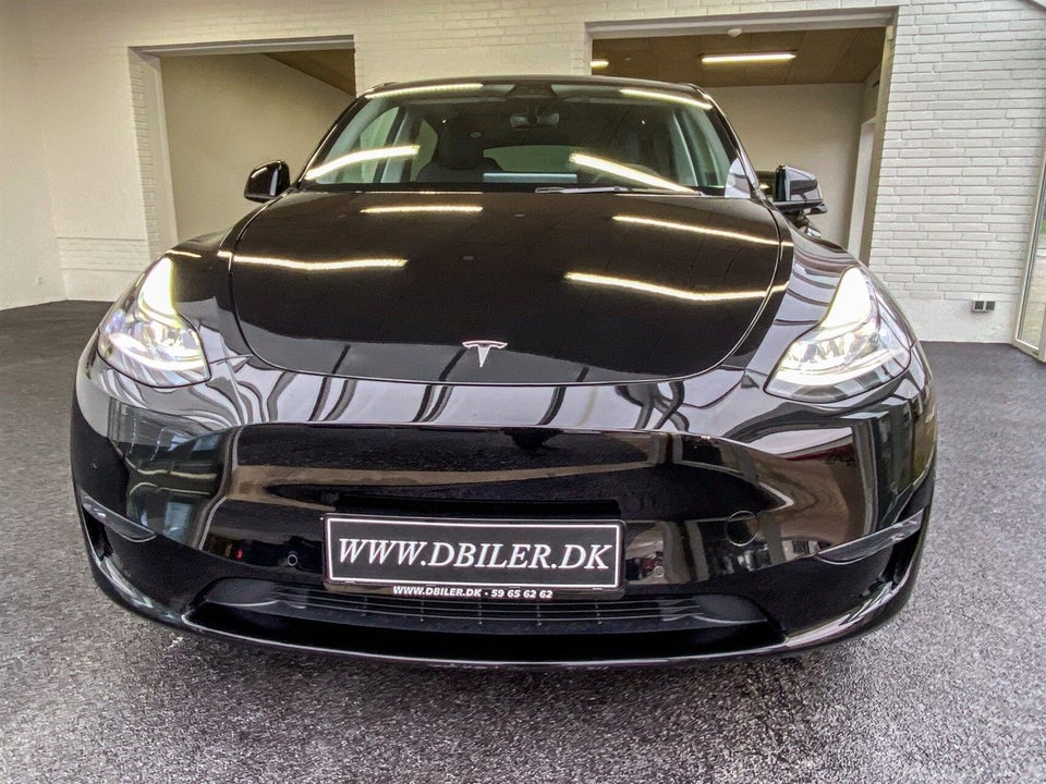 Tesla Model Y Long Range AWD 5d