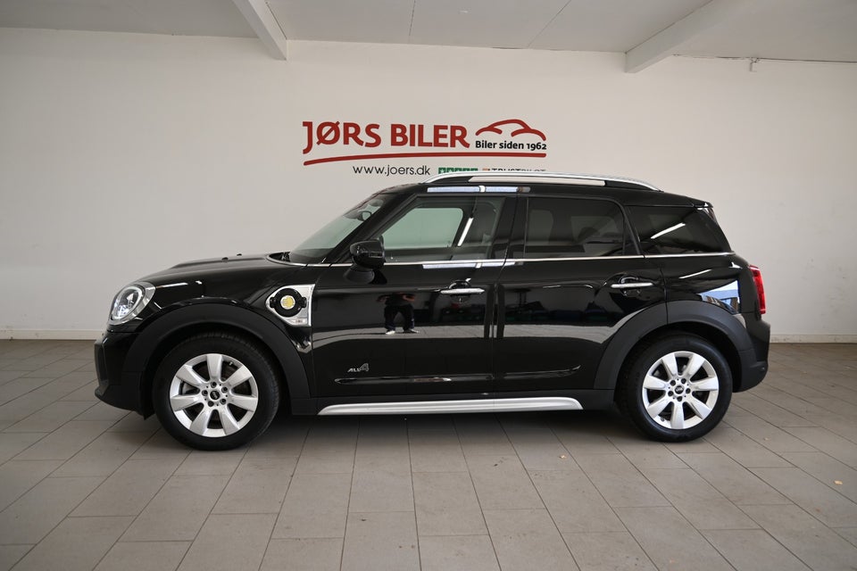 MINI Countryman Cooper SE 1,5 Essential aut. ALL4 5d