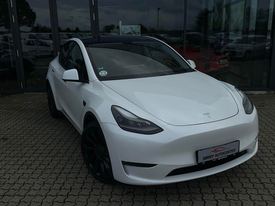 Tesla Model Y Performance AWD 5d