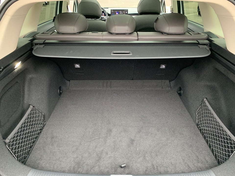 MG MGS6 77 Luxury AWD 5d