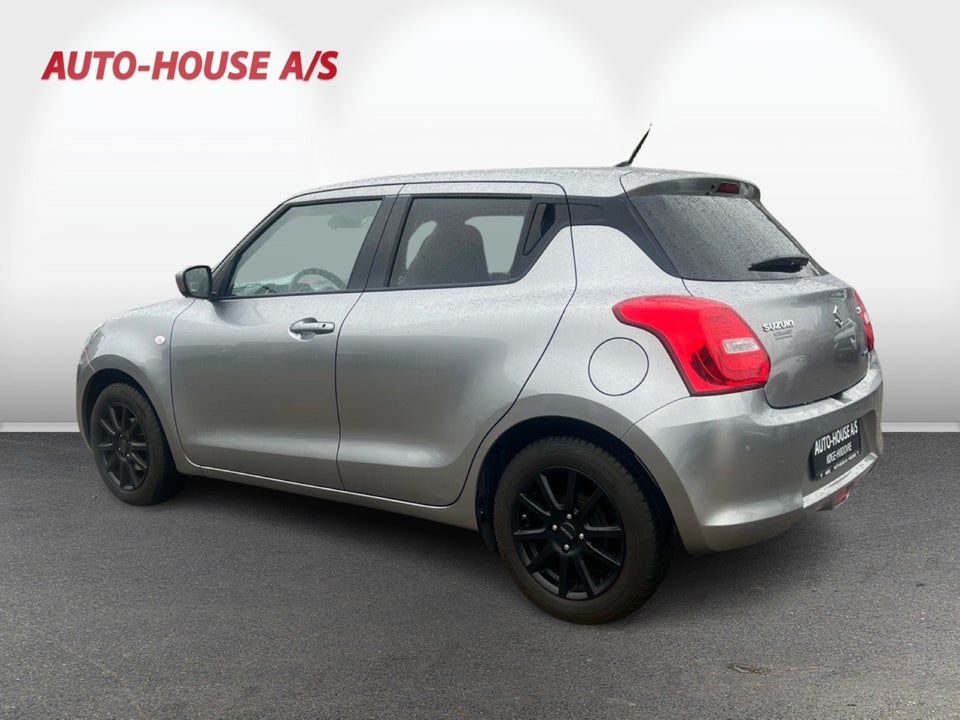 Suzuki Swift 1,2 mHybrid Club CVT 5d