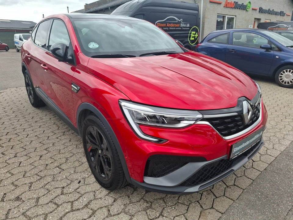 Renault Arkana 1,6 E-Tech R.S. Line 5d