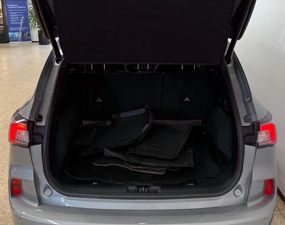 Ford Kuga 2,5 PHEV ST-Line CVT 5d