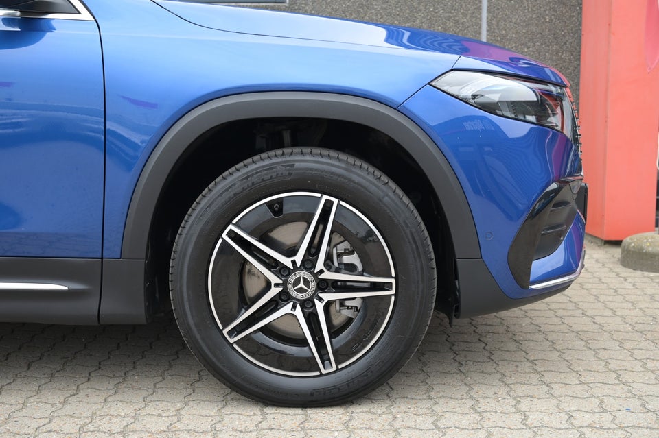 Mercedes EQB250+ AMG Line 7prs 5d