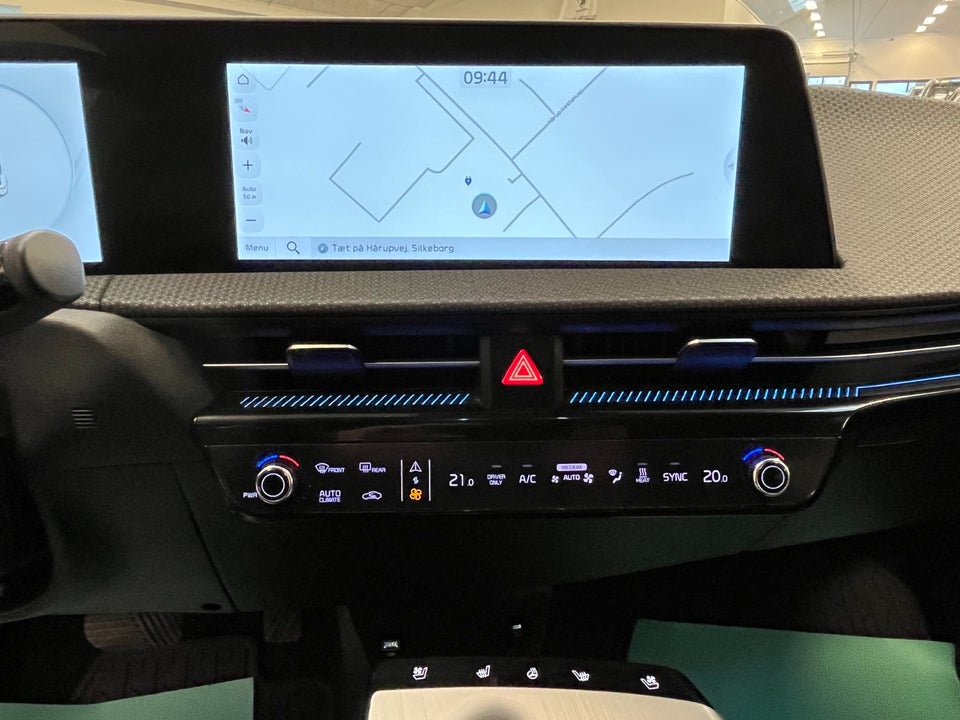 Kia EV6 77 Long Range 5d