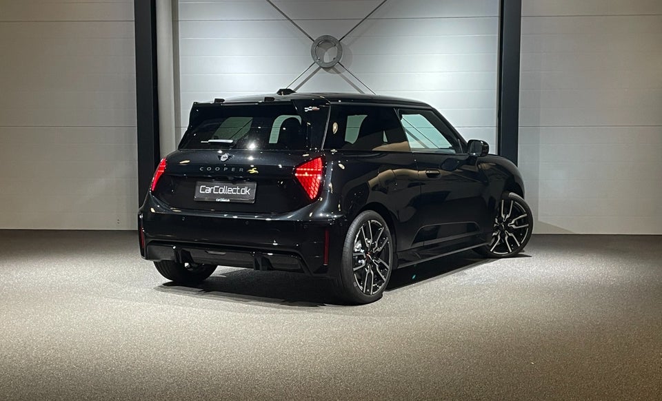 MINI Cooper SE JCW Trim M 3d